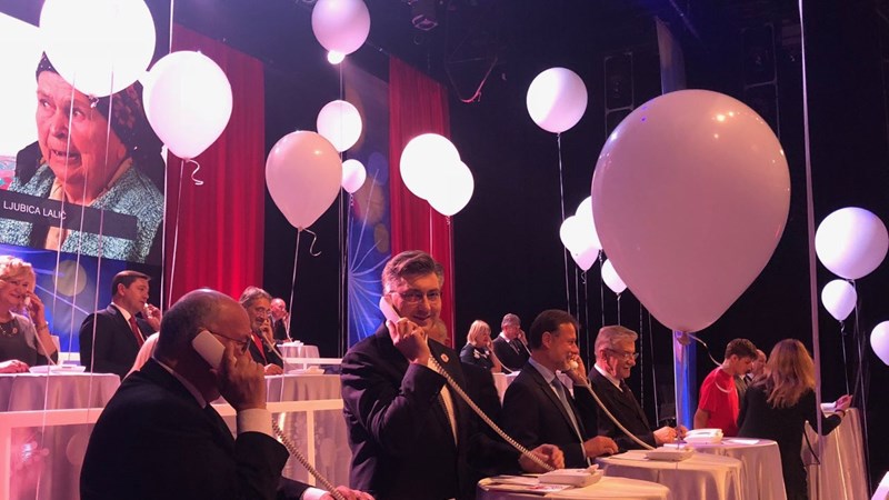 Članovi i volonteri Hrvatskog Crvenoga križa svakodnevno pokazuju veliko srce i solidarnost